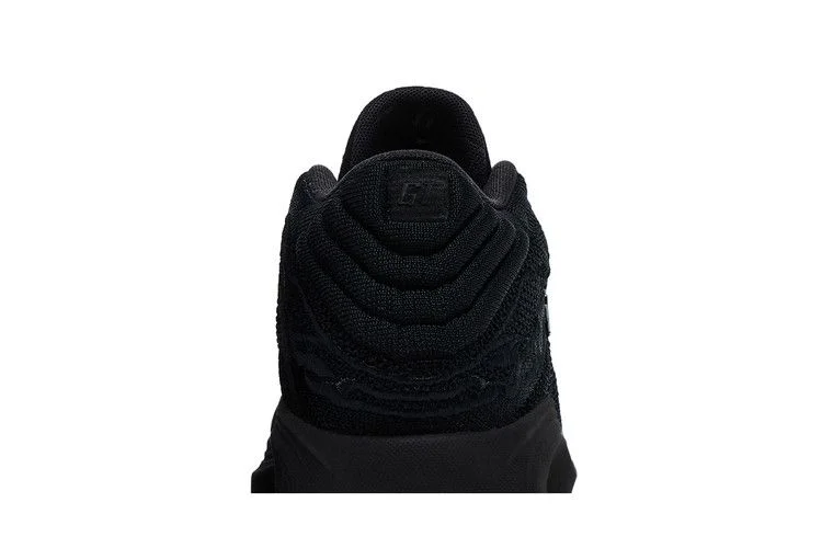 Krossovki-Victor-Wembanyama-x-Nike-Air-Zoom-GT-Hustle-3-LX-Black-Label-6