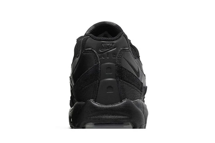 Кроссовки Nike Air Max 95 Essential 'Triple Black'