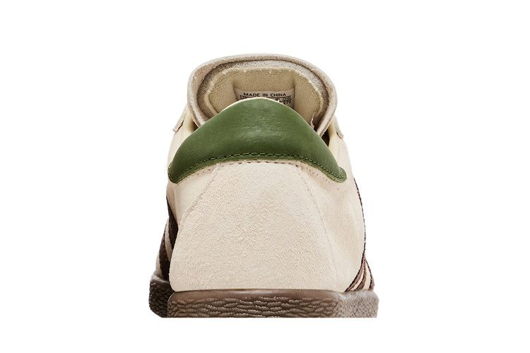 Кроссовки END. x adidas Tobacco 'Flyfishing Pack - Ecru Tint'