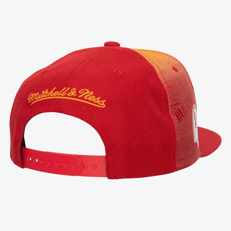 Бейсболка Mitchell & Ness Red Tampa Bay Buccaneers Tapestry Snapback Hat