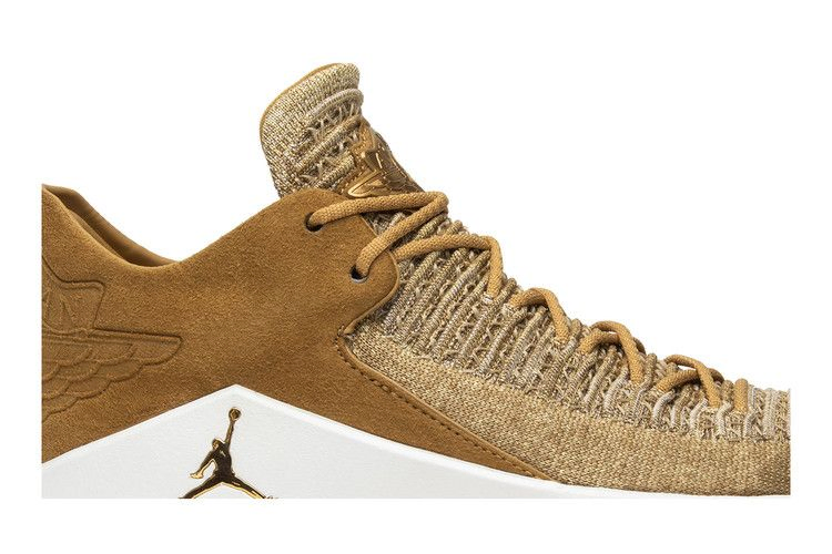 air-jordan-32-low-golden-harvest-aa1256-700_01