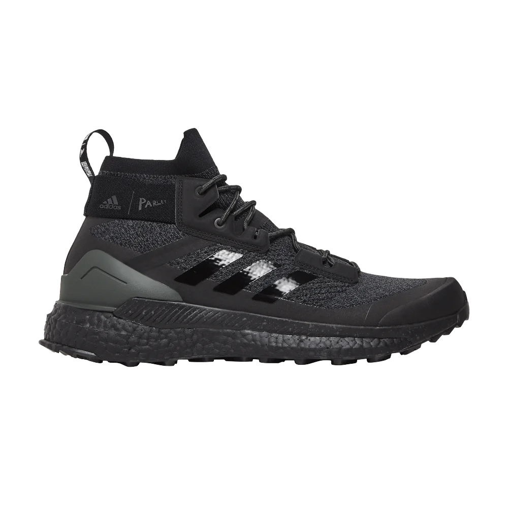 Krossovki-Parley-x-adidas-Terrex-Free-Hiker-Black