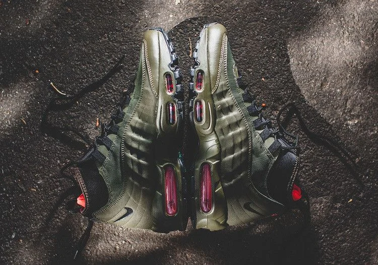 Кроссовки Nike Air Max 95 SneakerBoot 'Dark Loden'