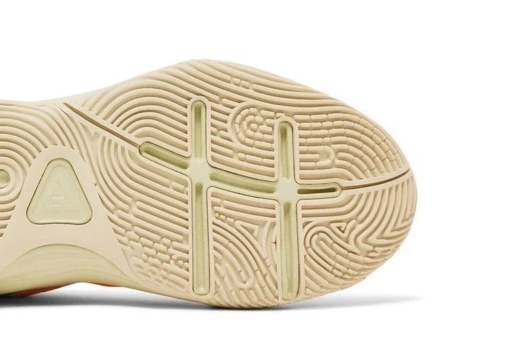 Krossovki-Nike-Giannis-Immortality-4-GS-Light-Khaki-4