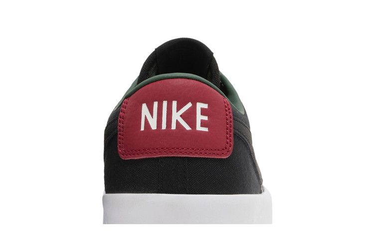 Кроссовки Nike Zoom Blazer Low Pro GT Premium SB 'Black Varsity Red'