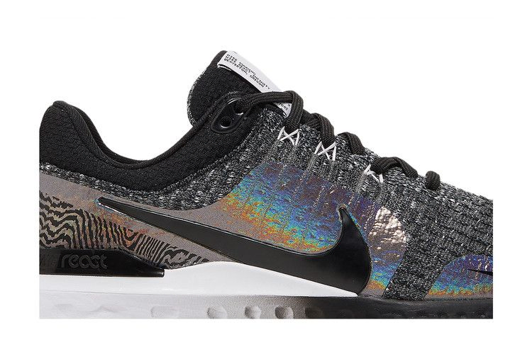 wmns-react-infinity-run-flyknit-3-premium-black-zebra-iridescent-dz3027-001_01