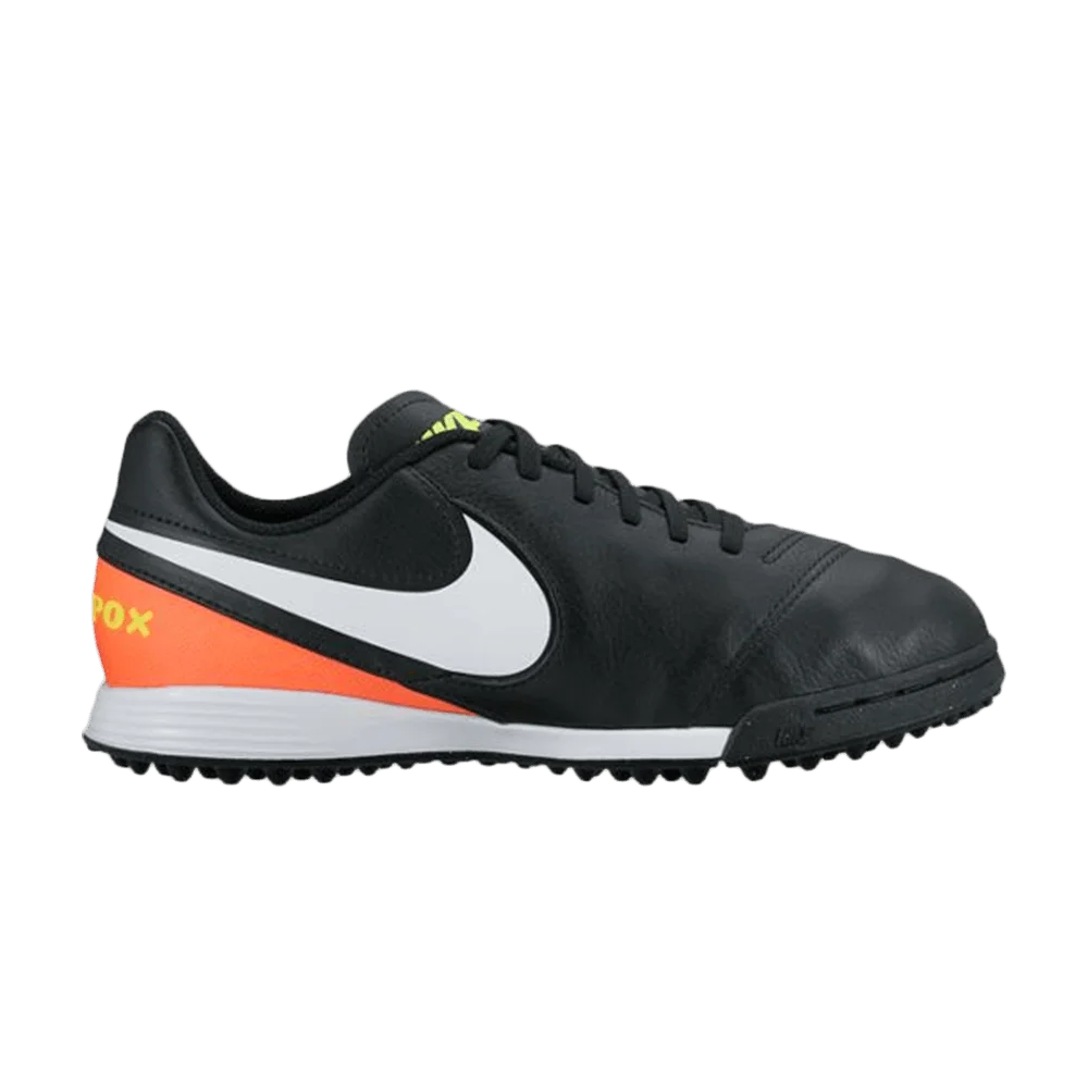 Krossovki-Nike-Jr-TiempoX-Legend-4-TF-GS-Black-Hyper-Orange