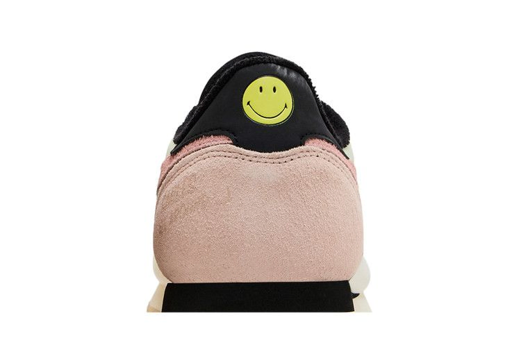 Кроссовки Reebok Smiley x Classic Leather '50th Anniversary'