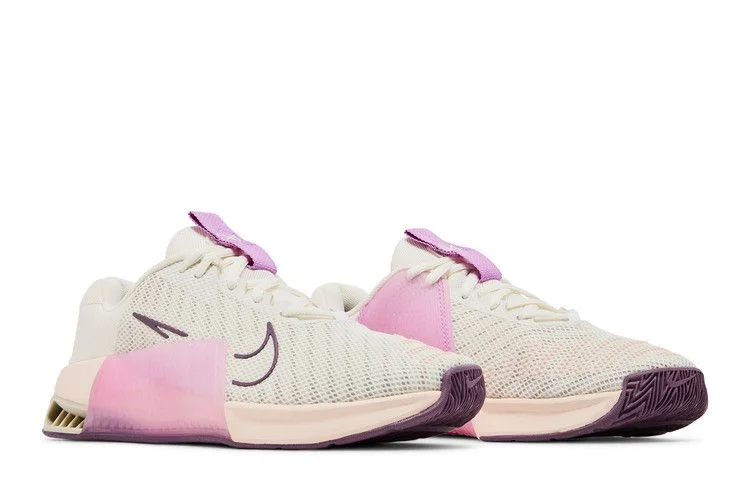 Krossovki-Nike-Wmns-Metcon-9-Sail-Rush-Fuchsia-7