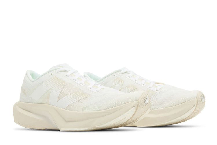 wmns-fuelcell-rebel-v4-white-linen-wfcxlj4_07
