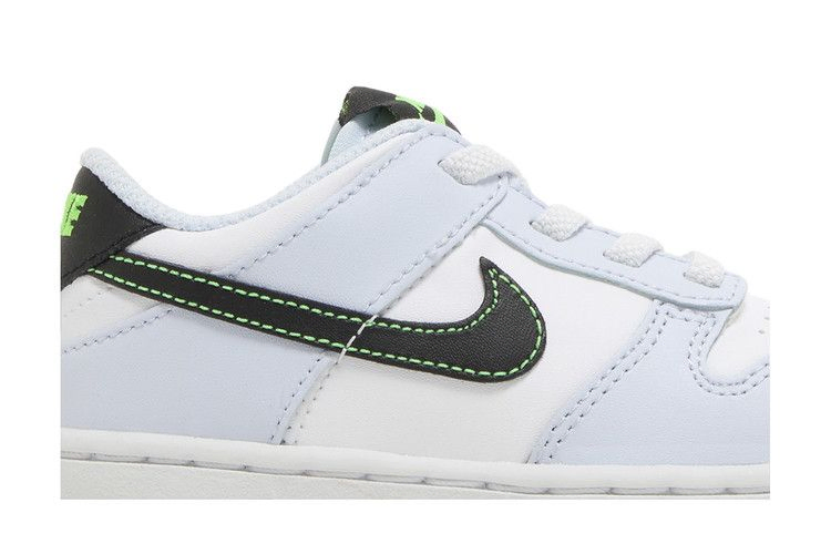dunk-low-td-grey-green-strike-fb9107-107_01