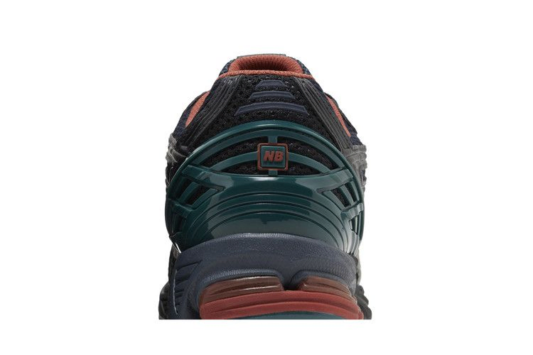 Кроссовки New Balance 1906R 'Phantom New Spruce'