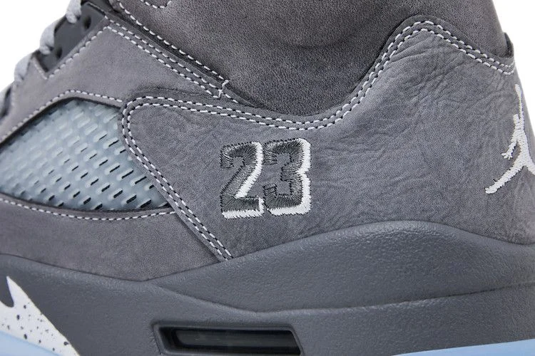 air-jordan-5-retro-wolf-grey-2026-dd0587-002_11