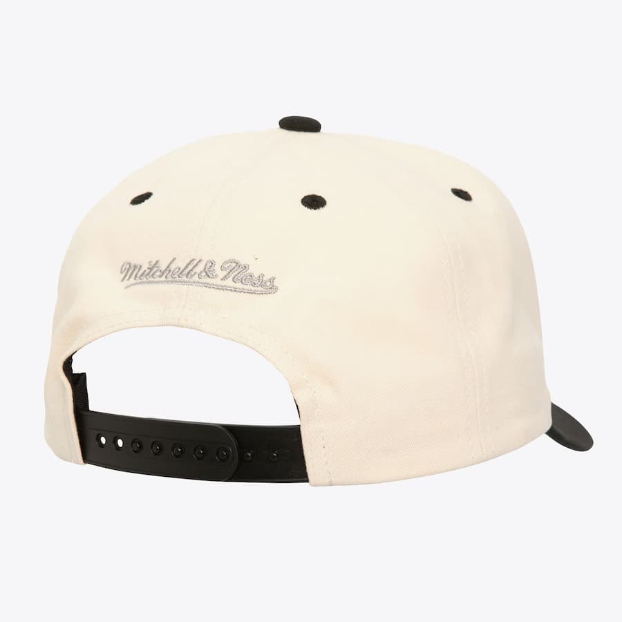 Бейсболка Mitchell & Ness Cream Chicago White Sox Horizon Pro Crown Snapback Hat