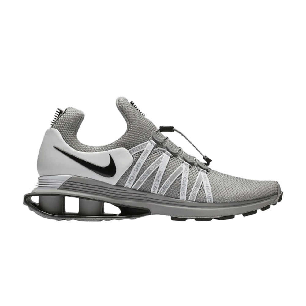 Krossovki-Nike-Shox-Gravity-Wolf-Grey