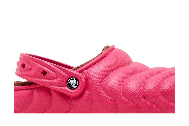 Кроссовки Crocs Classic Overpuff Lined Clog 'Dragon Fruit'