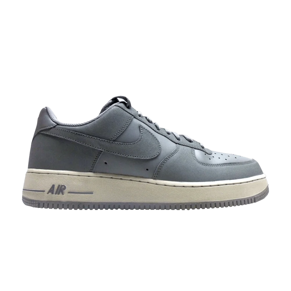 Krossovki-Nike-Air-Force-1-07-Medium-Grey