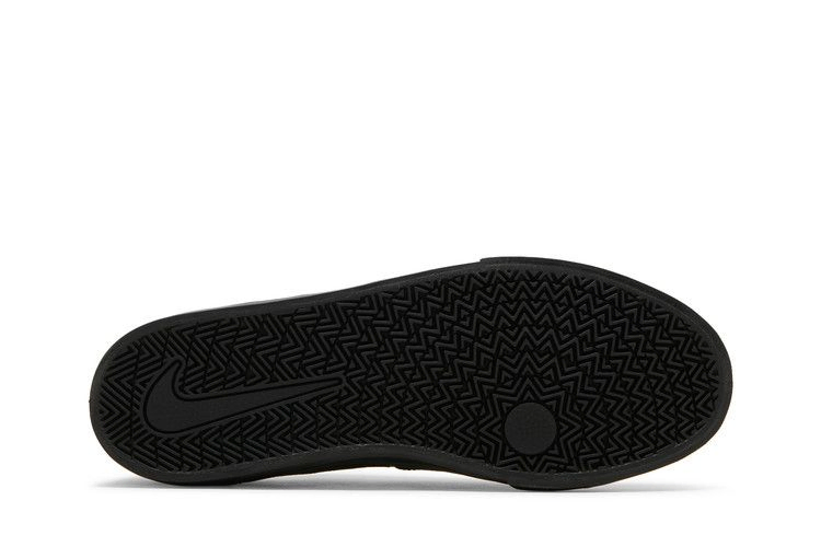 chron-2-canvas-sb-triple-black-dm3494-002_03