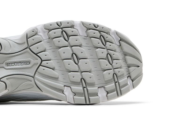 Кроссовки New Balance 530 'White Silver Metallic Polka Dots'