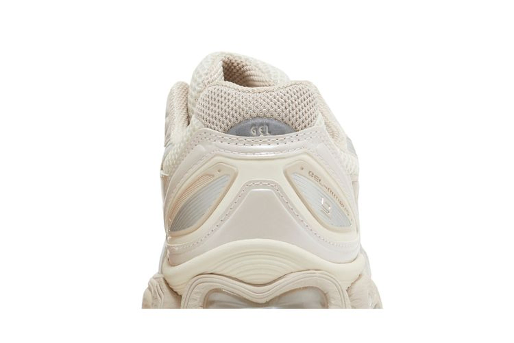 Кроссовки ASICS Wmns Gel Nimbus 9 'Cream Mineral Beige'