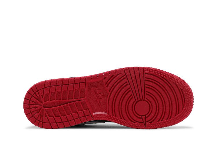 air-jordan-1-low-gs-black-very-berry-553560-061_03