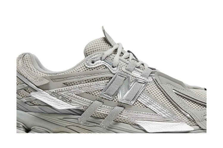 Кроссовки New Balance 1906A 'Concrete Silver Metallic'