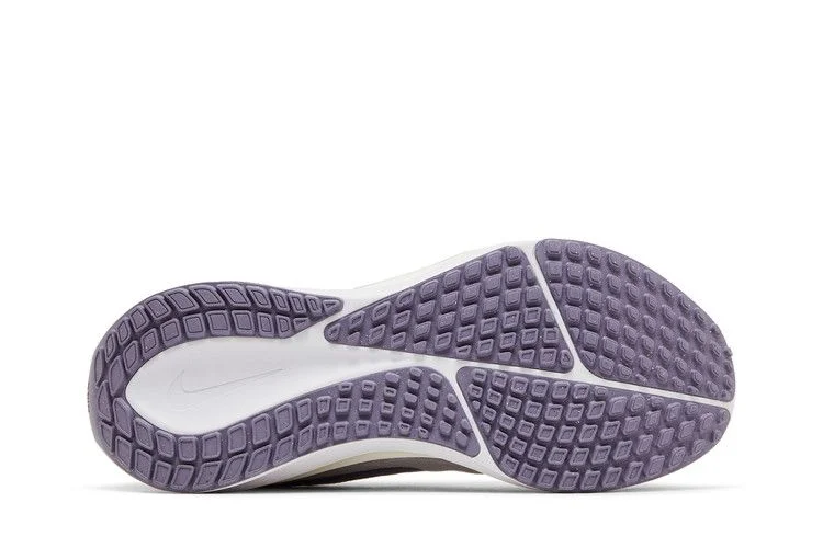 Кроссовки Nike Wmns Vomero 17 'Photon Dust Lilac Bloom'
