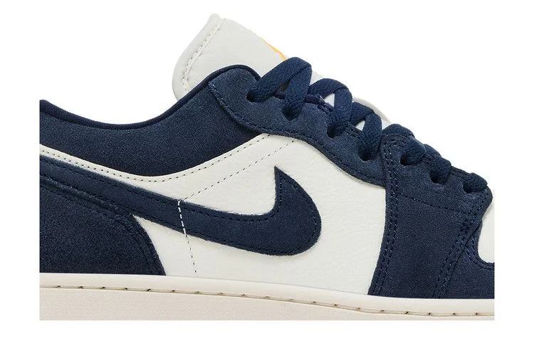 Кроссовки Air Jordan 1 Low SE 'Obsidian University Gold'