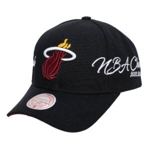 Mitchell-Ness-Champ-Wrap-Pro-Snapback-Miami-Heat-Hat-300x300