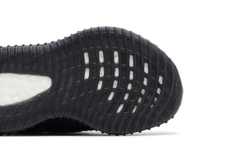 Krossovki-adidas-Yeezy-Boost-350-V2-Infants-Onyx-4