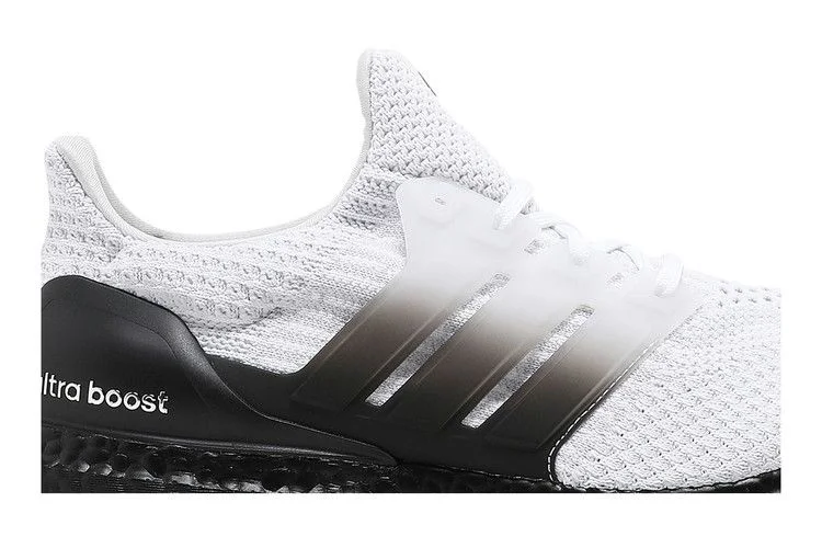 Кроссовки adidas UltraBoost 5.0 DNA 'White Black'