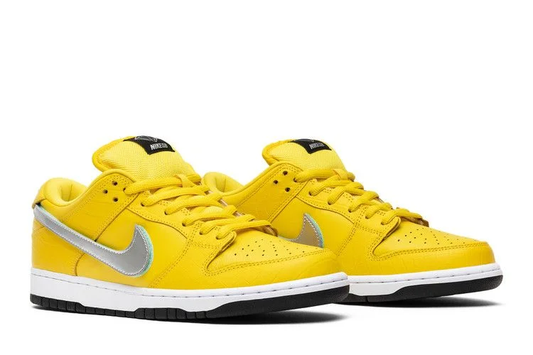 Krossovki-Nike-Diamond-Supply-Co.-x-Dunk-Low-Pro-SB-Canary-Diamond-7