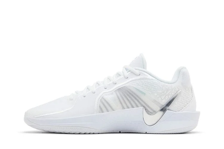 Krossovki-Nike-Wmns-Sabrina-2-White-Noise-2