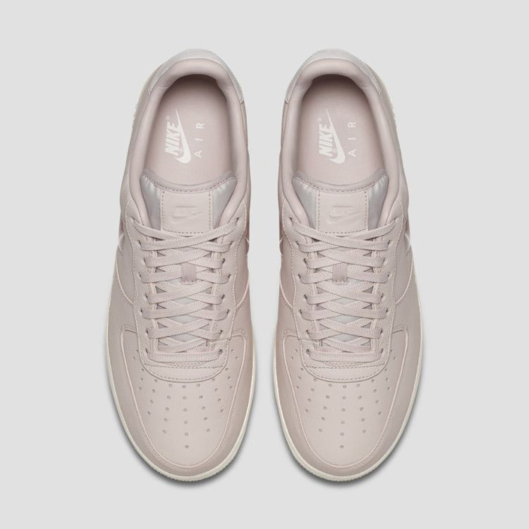 Кроссовки Nike Air Force 1 Low PRM 'Jewel'