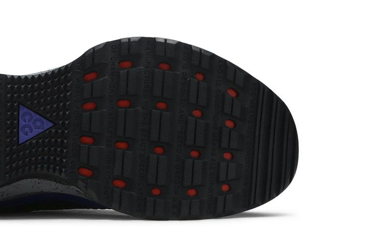 acg-zoom-air-ao-fusion-violet-red-ct2898-400_04