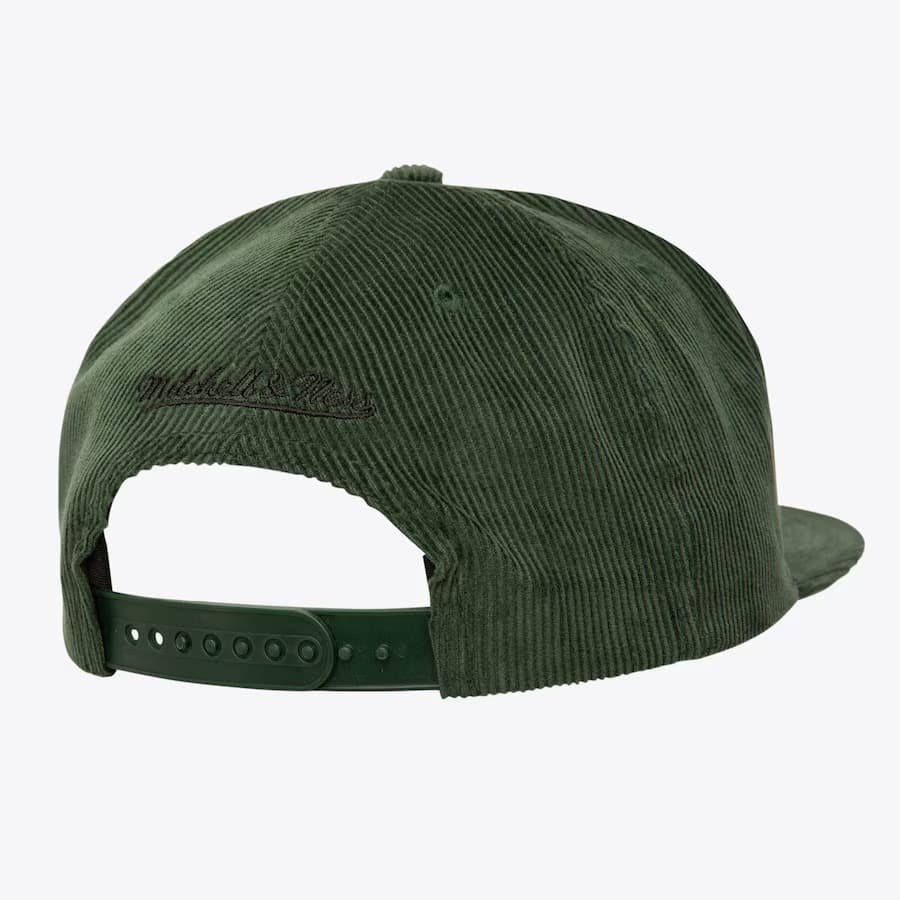 Бейсболка Mitchell & Ness Green Seattle Mariners Cooperstown Collection Corduroy Snapback Hat