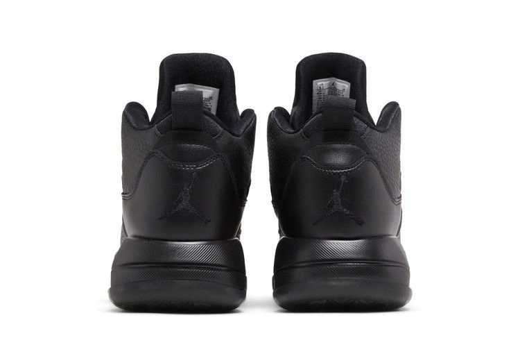jordan-maxin-200-black-anthracite-cd6107-010_05