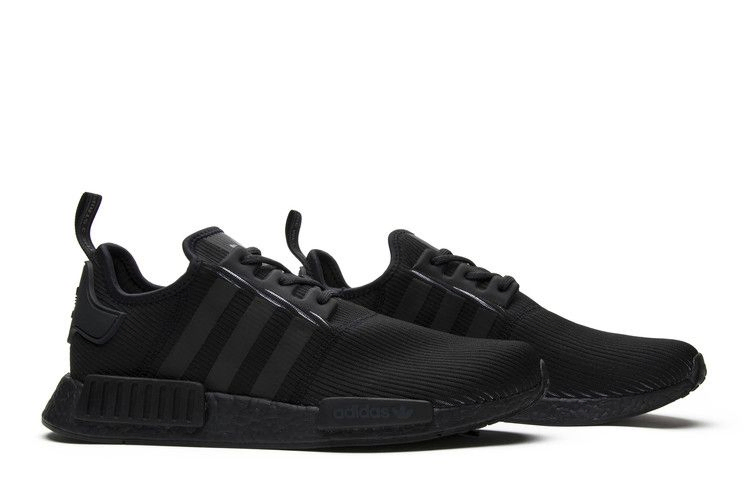 nmd-r1-triple-black-reflective-by3123_07