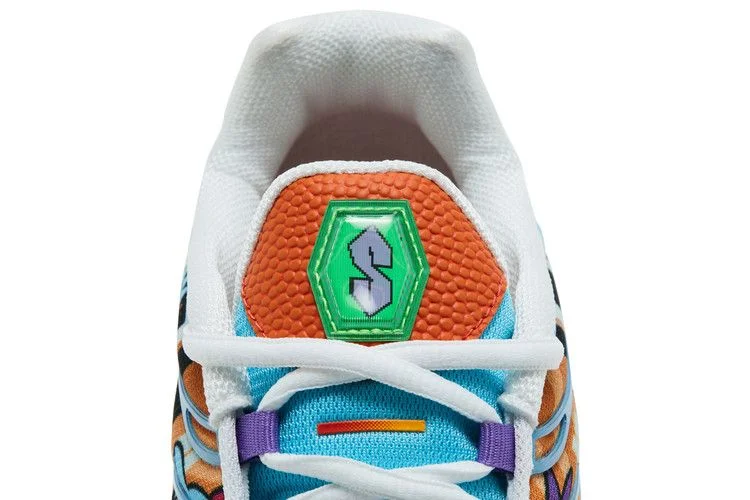 Krossovki-Nike-Air-Max-Plus-Doernbecher-2026-8
