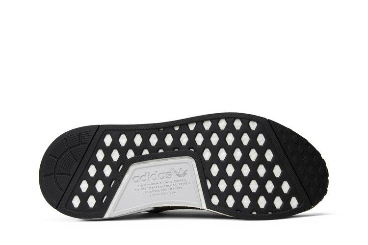 nmd-r1-olive-bb2790_03