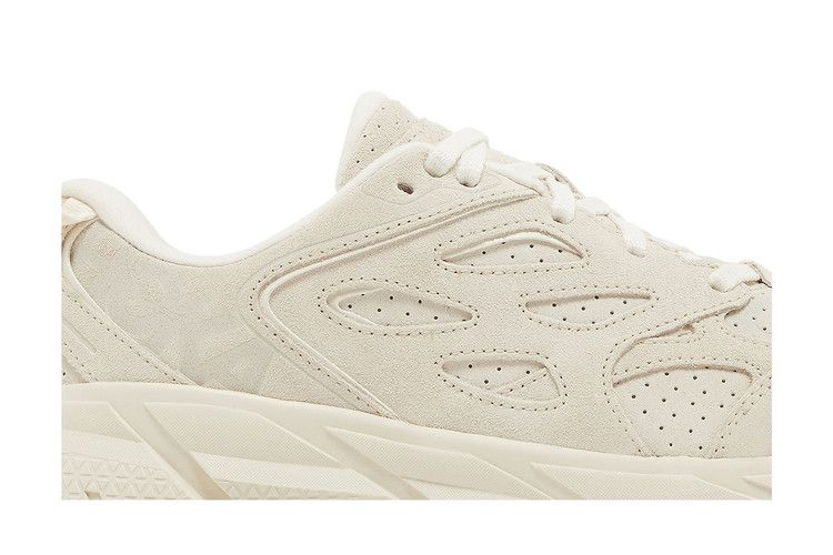 clifton-l-suede-eggnog-1122571-eegg_01