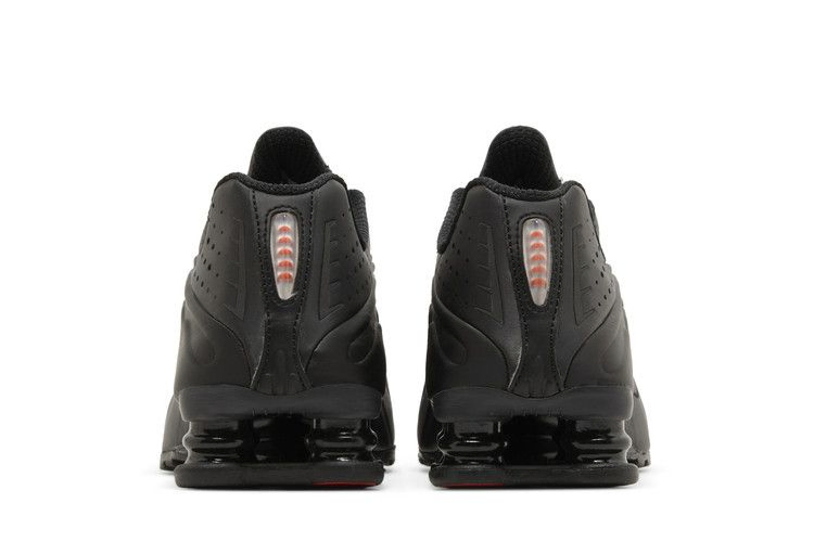 Кроссовки Nike Wmns Shox R4 'Black' 2024
