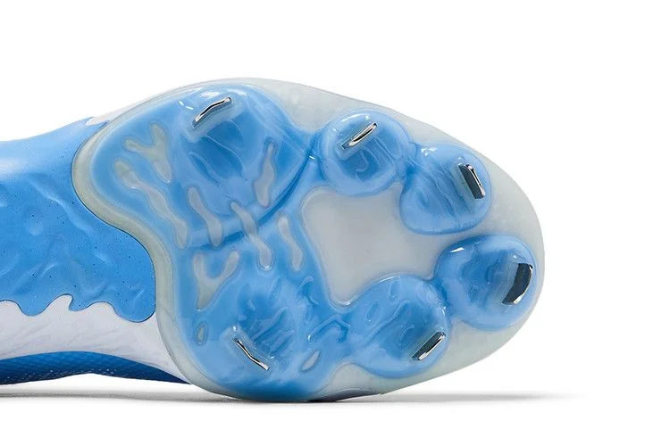 Krossovki-Nike-Alpha-Huarache-Elite-3-UNC-4