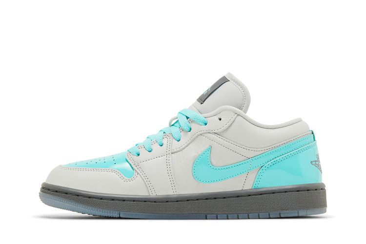 Кроссовки Wmns Air Jordan 1 Low SE 'Polaroid'