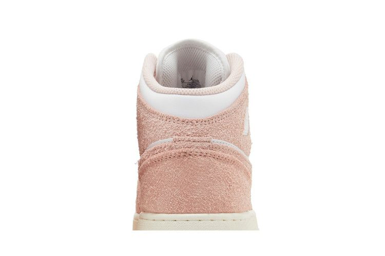 Кроссовки Air Jordan 1 Mid SE GS 'Legend Pink'