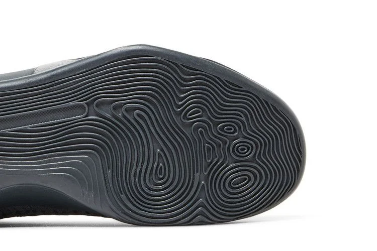 Krossovki-Nike-Kobe-9-Elite-Fade-To-Black-3
