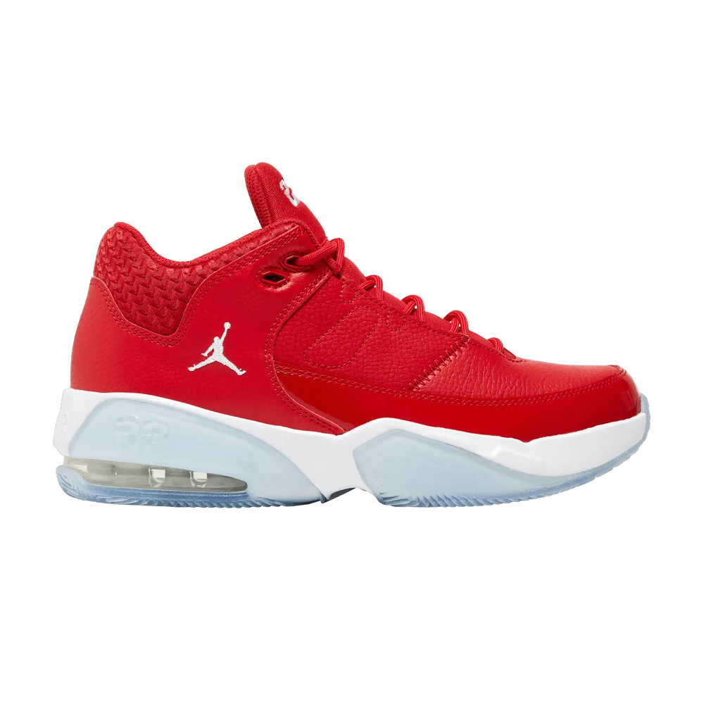 Krossovki-Air-Jordan-Max-Aura-3-GS-University-Red