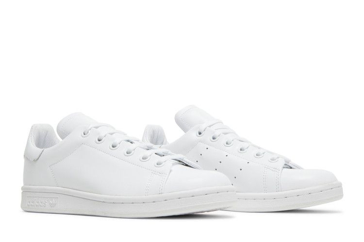 dover-street-market-x-stan-smith-white-dsmstanwht_07