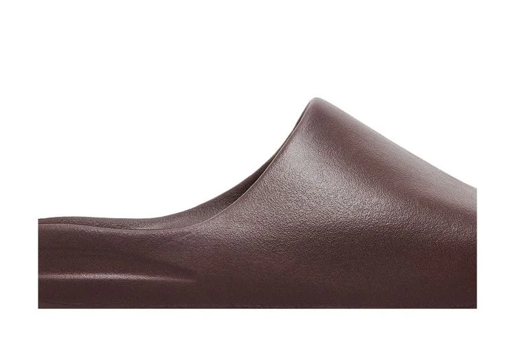 Krossovki-YZY-YS-01-Fudge-1