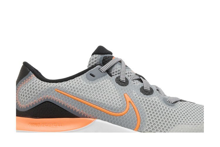 Кроссовки Nike Renew Run GS 'Light Smoke Grey Total Orange'